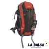 Mochila técnica y ligera para lleva la mínima cantidad de objetos. Recomendado para fast-packing, quienes recorren la mayor cantidad de distancia en reducido tiempo, dentro de un día que va entre 30 a 60 kilómetros. Acceso total al interior (tipo valija). Cinturón con bolsillos, tipo riñonera. Compartimento para bolsa de hidratación (no incluye). Reflectantes de seguridad.