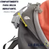 Mochila técnica y ligera para lleva la mínima cantidad de objetos. Recomendado para fast-packing, quienes recorren la mayor cantidad de distancia en reducido tiempo, dentro de un día que va entre 30 a 60 kilómetros. Acceso total al interior (tipo valija). Cinturón con bolsillos, tipo riñonera. Compartimento para bolsa de hidratación (no incluye). Reflectantes de seguridad.