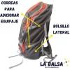 Mochila técnica y ligera para lleva la mínima cantidad de objetos. Recomendado para fast-packing, quienes recorren la mayor cantidad de distancia en reducido tiempo, dentro de un día que va entre 30 a 60 kilómetros. Acceso total al interior (tipo valija). Cinturón con bolsillos, tipo riñonera. Compartimento para bolsa de hidratación (no incluye). Reflectantes de seguridad.