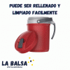 Un acompañante ideal para el tereré, té helado en familia y también para el zumo recién exprimido de los más pequeños del fin de semana. Aislamiento térmico: Espuma de PU /PP Sin BPA Medidas: 32 x 21 cm 2,5 Litros Conservación térmica de 8 (sin hielo) a 12 horas (con) ✔ Fácil de transportar ✔ Versátil ✔ Cómodo para transportar y servir (Boquilla móvil) ✔ Bocal grande que facilita a higienizado interna y la reposición de bebidas ✔ Revestimiento interno de PU: asegura alta resistencia y durabilidad